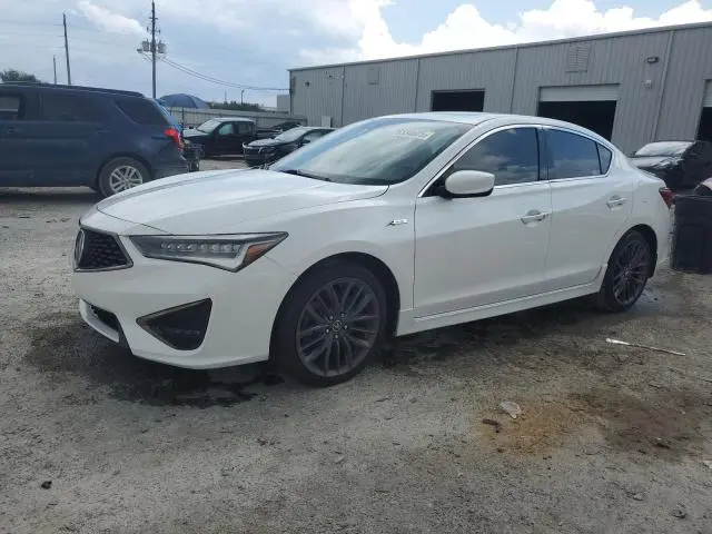 19UDE2F82KA008384