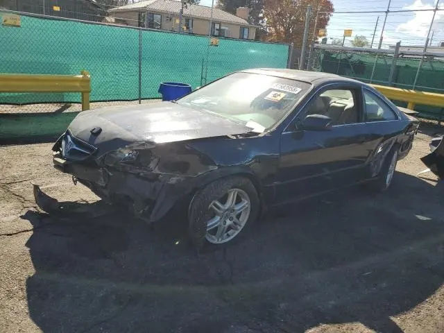 19UYA42683A009361