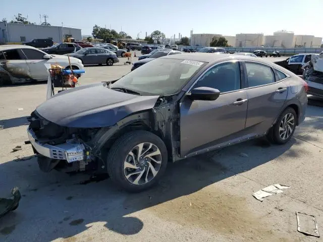 19XFC2F76JE209561