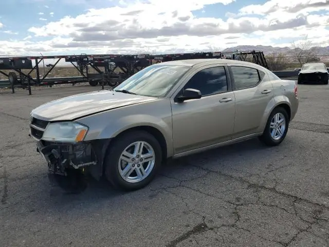 1B3LC46KX8N141565
