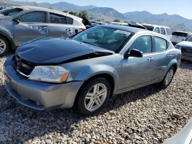 1B3LC56RX8N217661