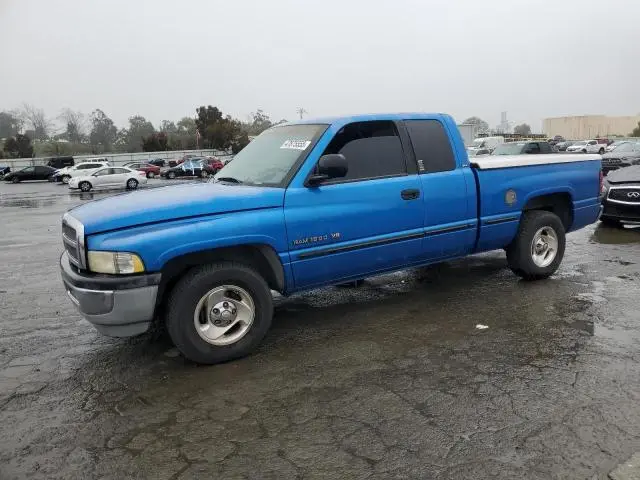 1B7HC13Y6WJ211837