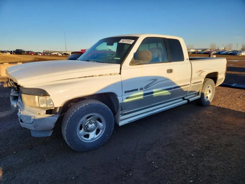 1B7HC13Z0WJ200146