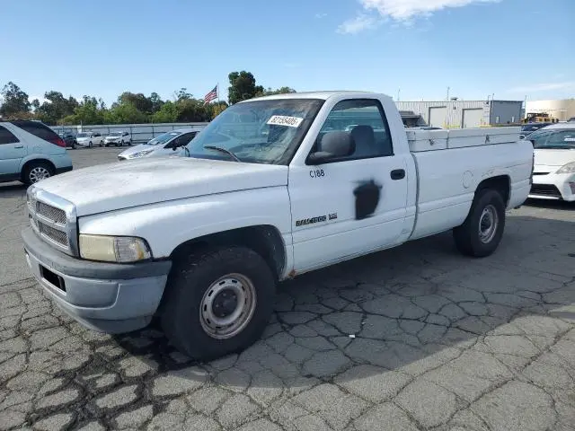 1B7HC16X31S228066