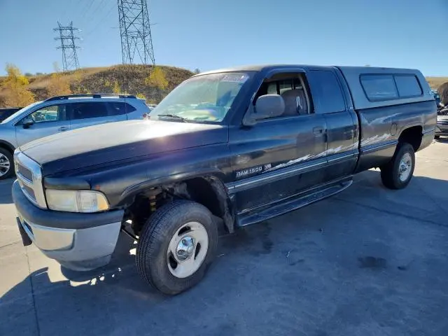 1B7HF13Z1WJ105456