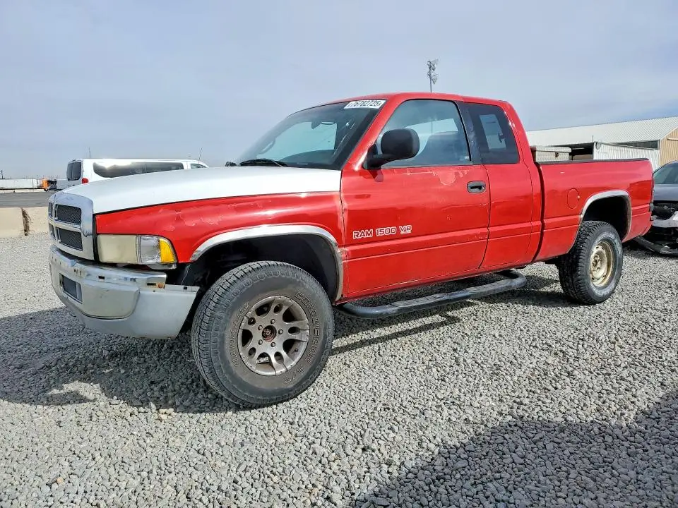 1B7HF13Z3XJ544031