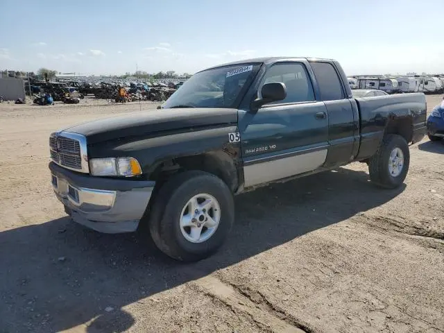 1B7HF13Z7XJ584614