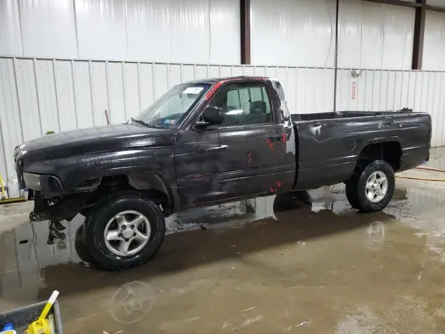 1B7HF16Z8SS138812