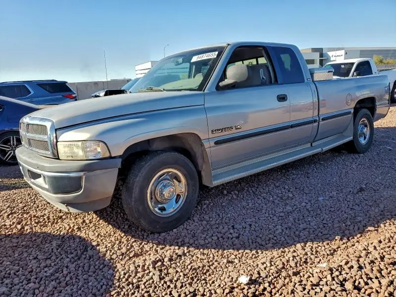 1B7KC23W9XJ623004