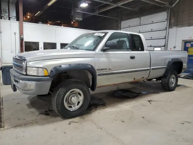 1B7KF23WXXJ519421