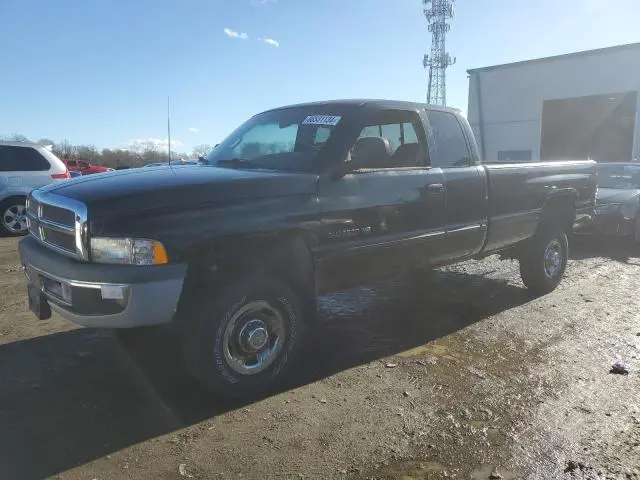 1B7KF23Z8XJ501008