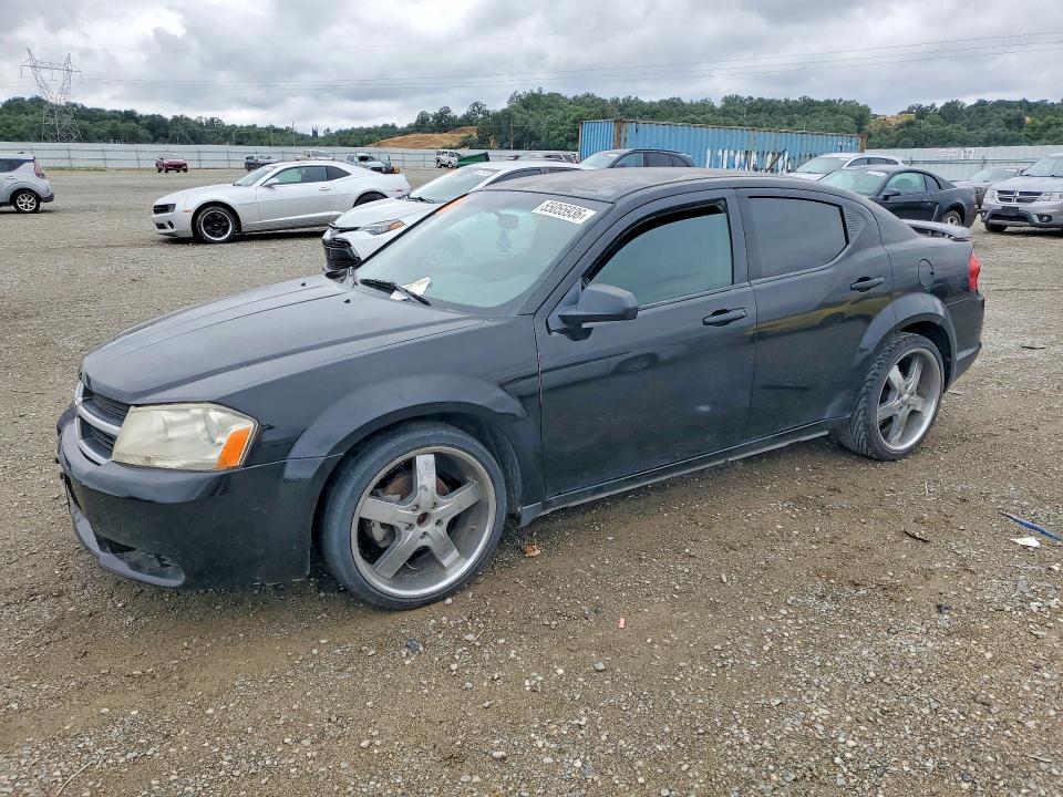 1C3CDZAB8DN645398