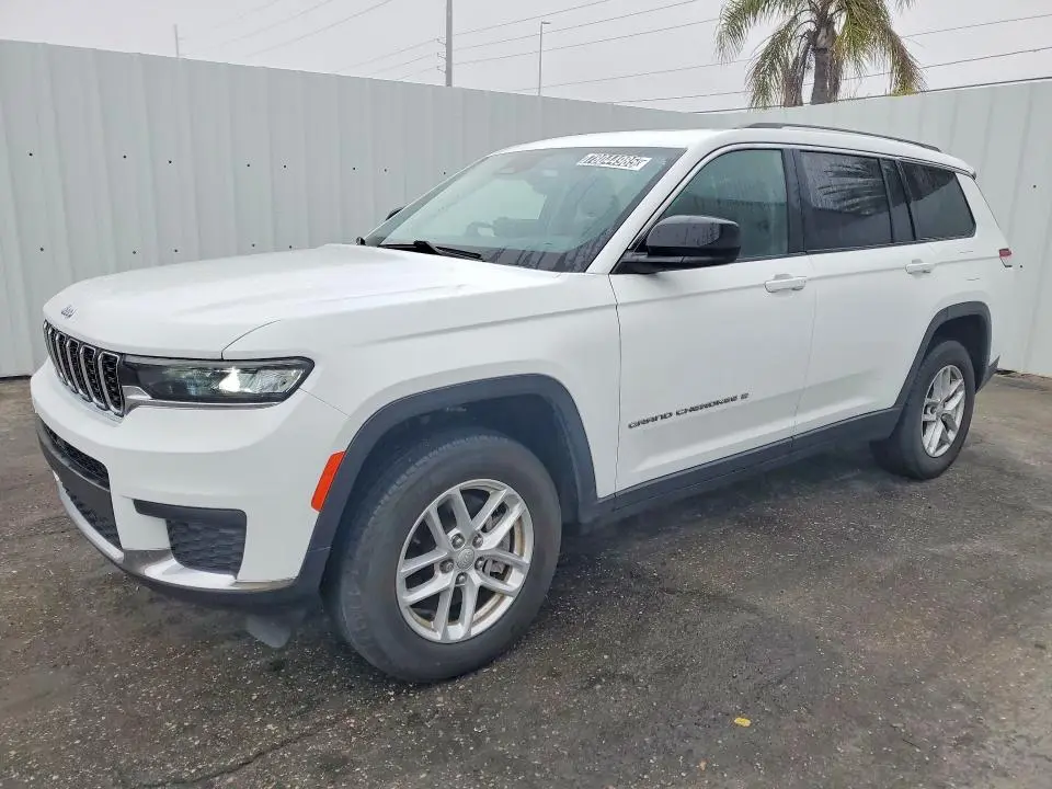 1C4RJJAG2R8940563