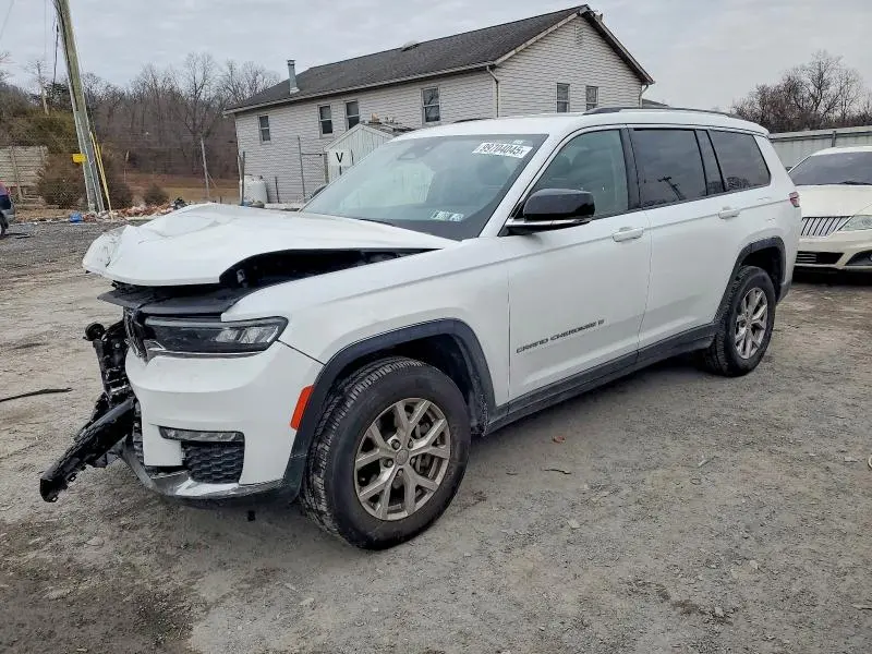 1C4RJKBG2M8184746