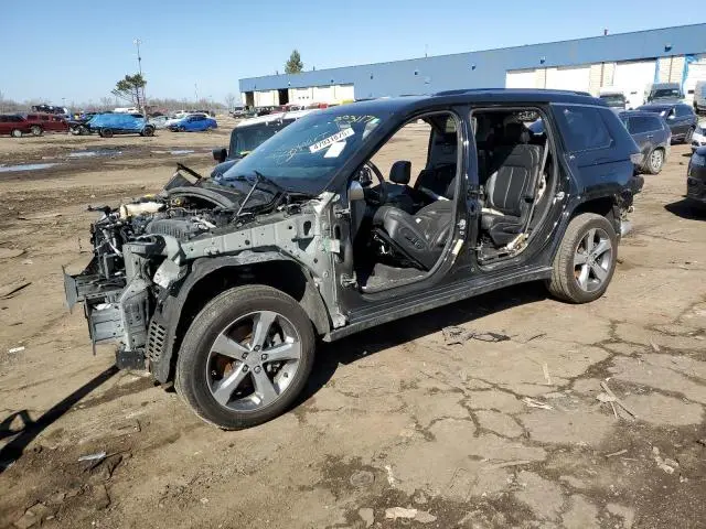 1C4RJKBG2M8203117
