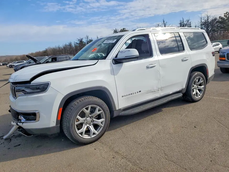 1C4SJVBT6NS107656