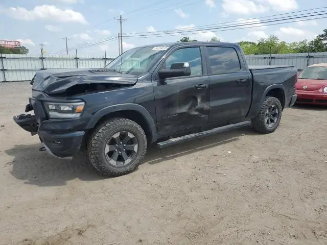 1C6SRFLT8KN618140