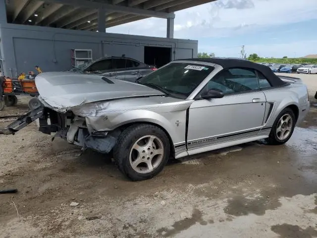 1FAFP4447YF309022