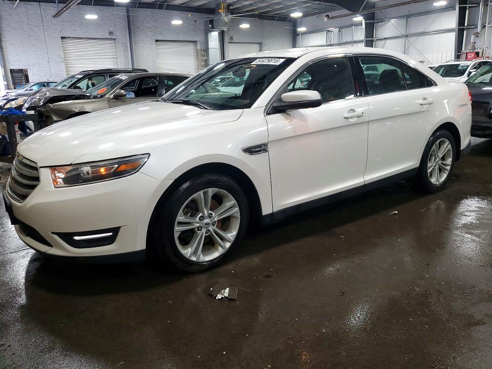 1FAHP2E81GG122009
