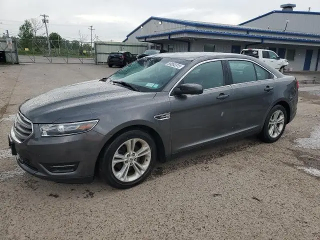 1FAHP2E82FG120607