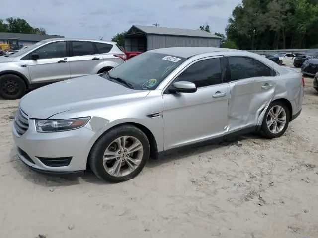 1FAHP2E82GG140096