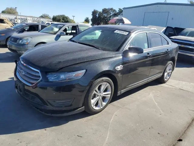 1FAHP2E83DG130320