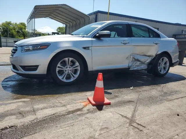 1FAHP2E83HG132073
