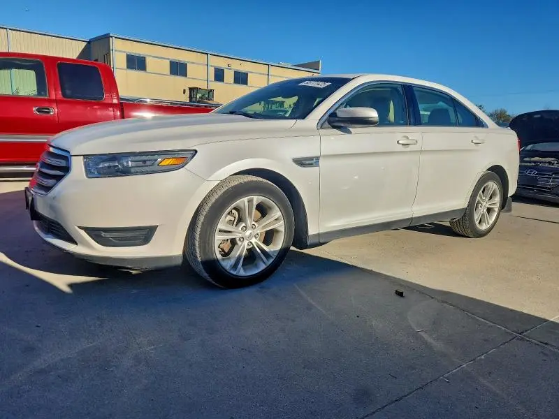 1FAHP2E85DG138015