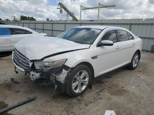 1FAHP2E85DG206202