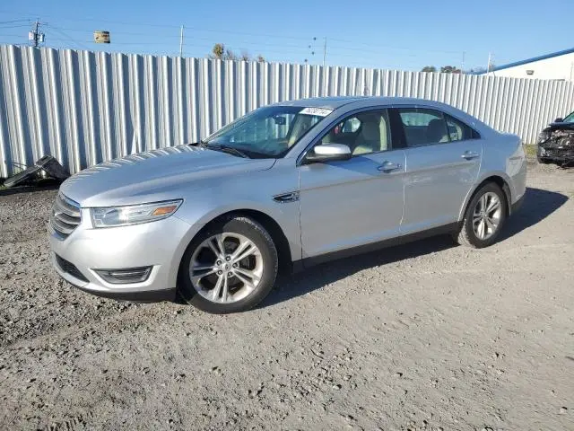 1FAHP2E85DG207883