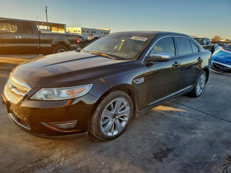 1FAHP2FW1CG117819