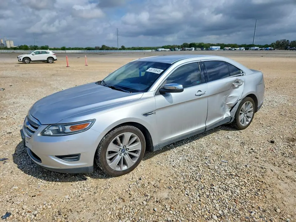 1FAHP2FW2CG102195