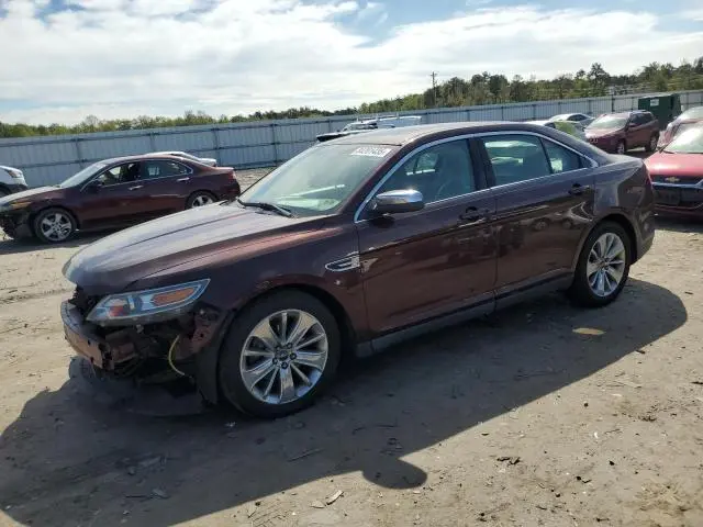 1FAHP2FW8CG117493
