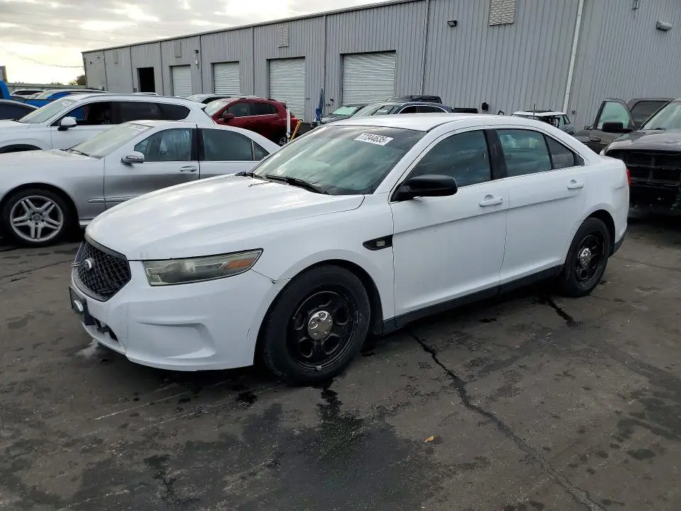 1FAHP2MK6EG122078