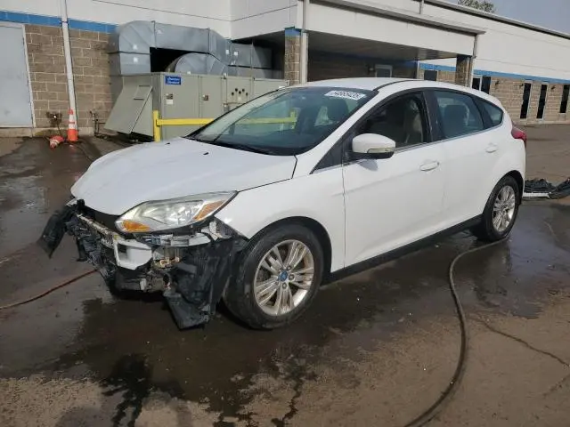 1FAHP3M27CL200877