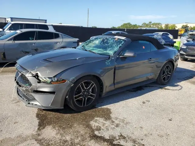 1FATP8UH0M5122556