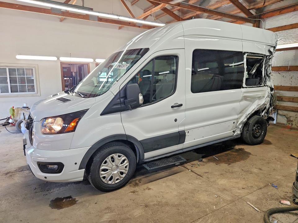 1FBAX2X88RKA15682