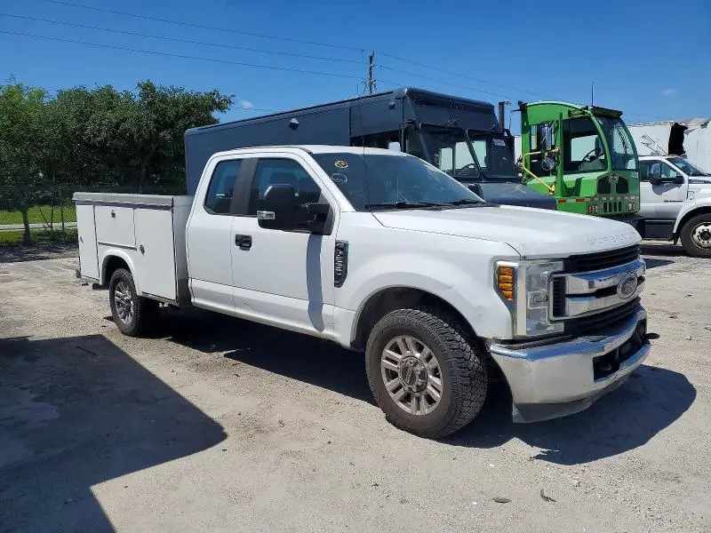1FD7X2A67KEC36493