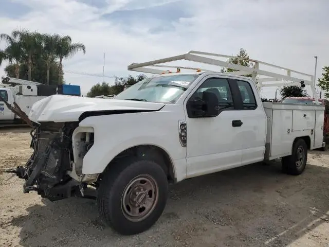 1FD8X3E67HEC82600