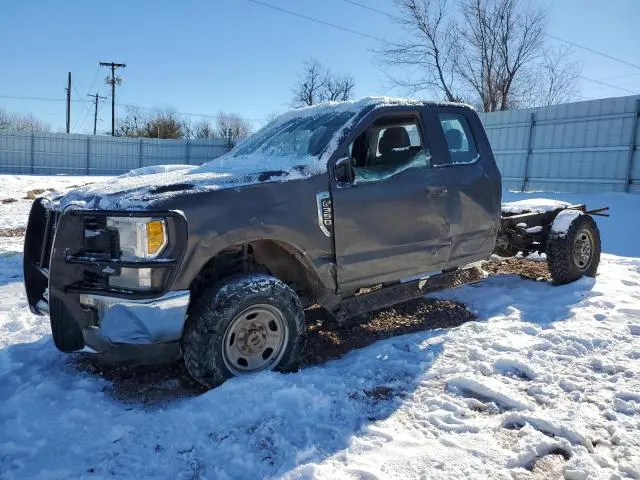 1FD8X3F64HED57512