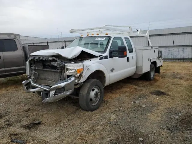 1FD8X3HT5CED20500