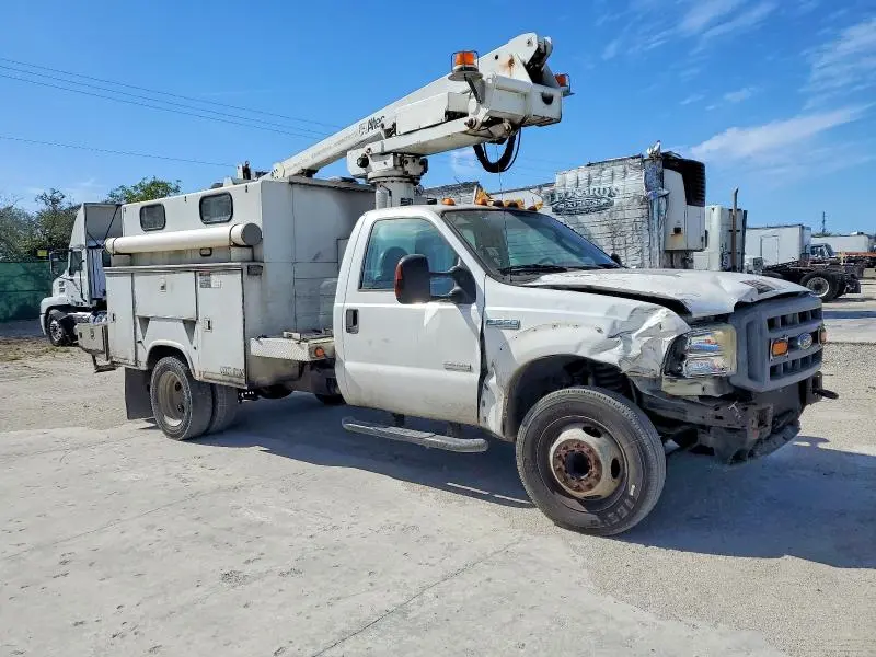 1FDAF56P15EC71806