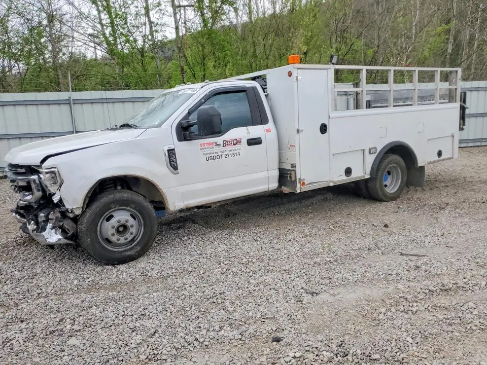 1FDRF3G66MEC55208