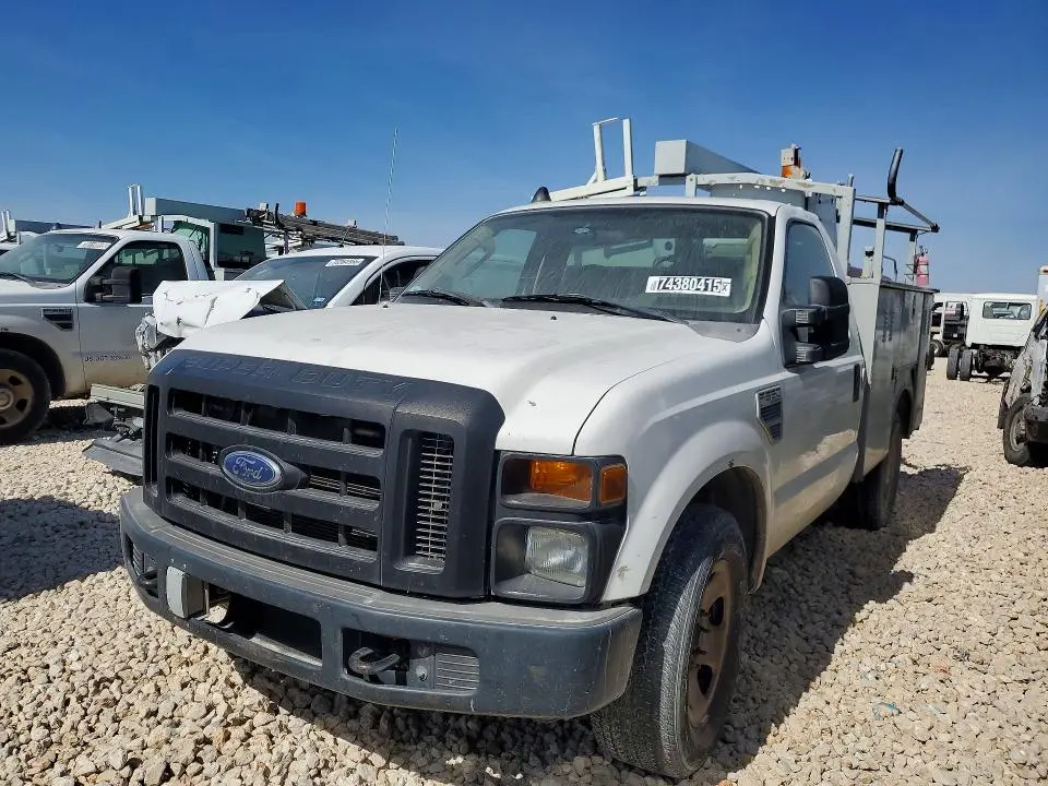 1FDSF305X8EC32734