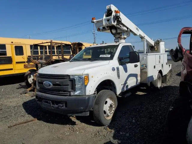1FDUF4GT1HEC49084