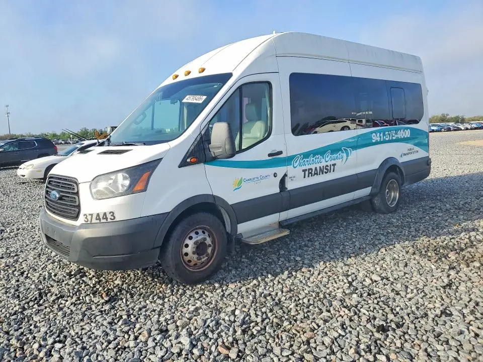 1FDVU4XV7KKB31559