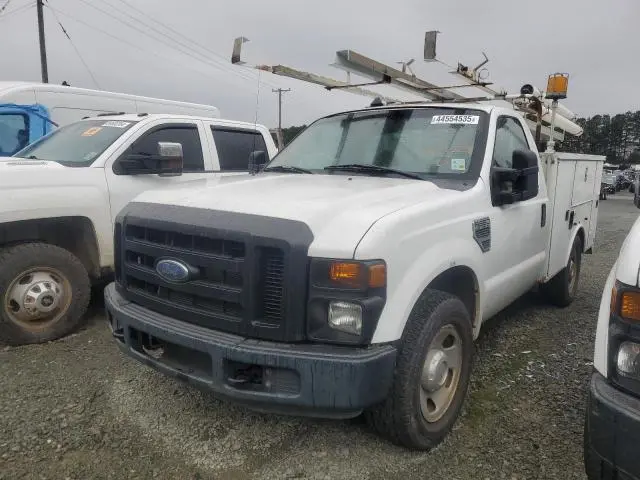 1FDWF30518EC94329