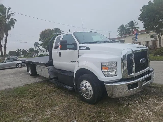 1FDWX6DC8JDF00281