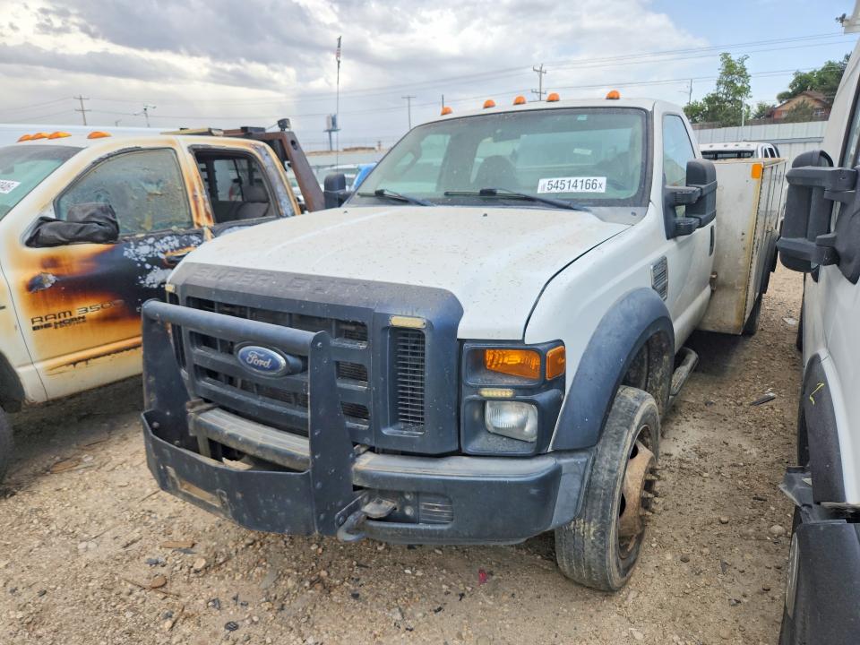 1FDXF46YX8EA50318