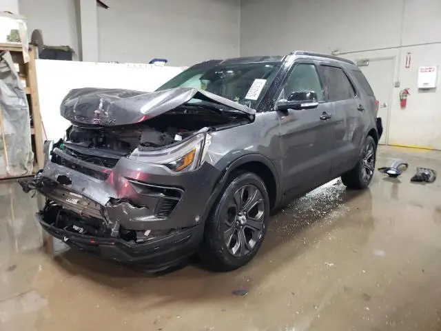 1FM5K8GT6JGA24211